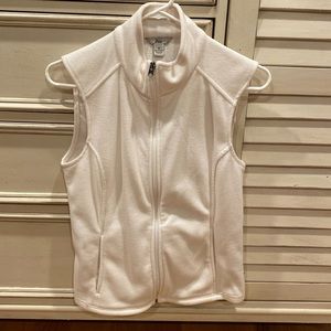 women’s fleece vest